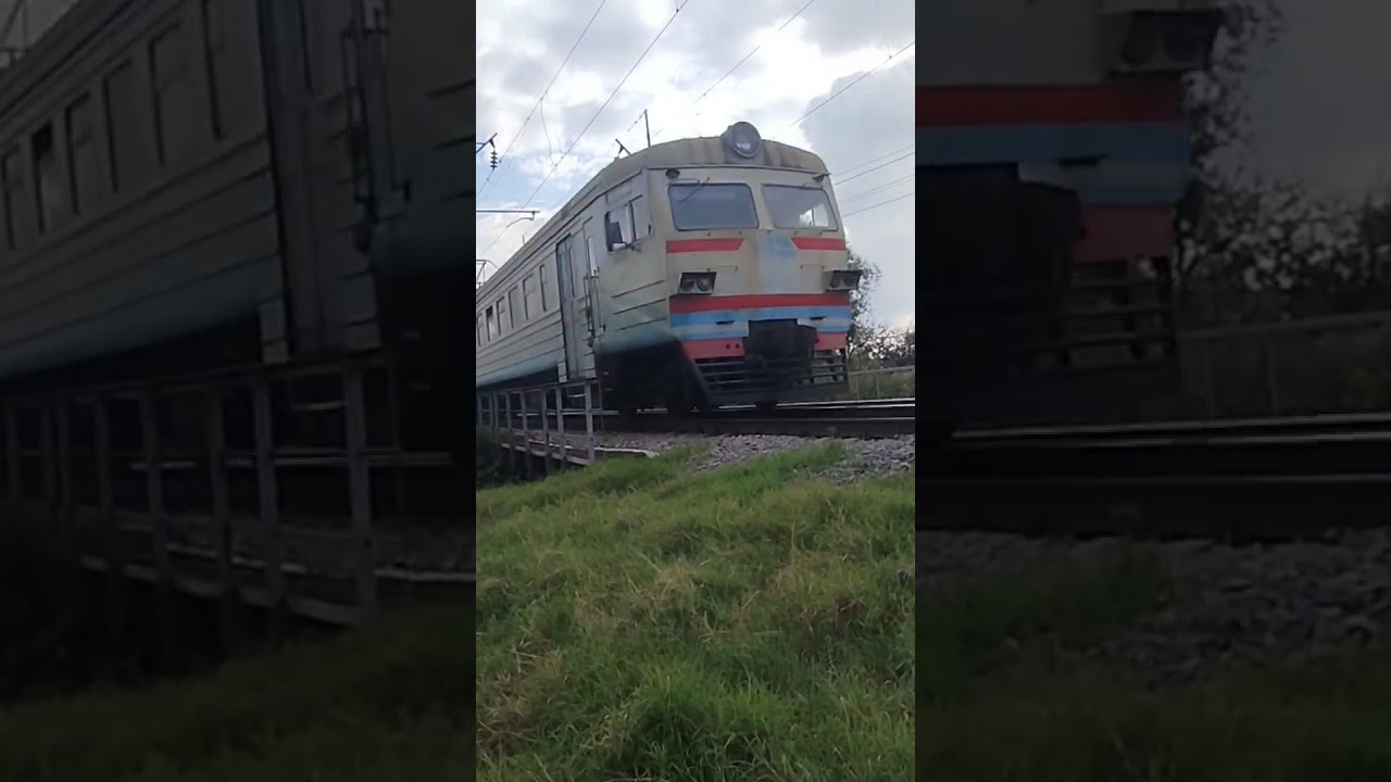 ЕР9М #rivne #train #spot #railway #automobile #rail #поезд #railfans #trainspotting #indianrailways