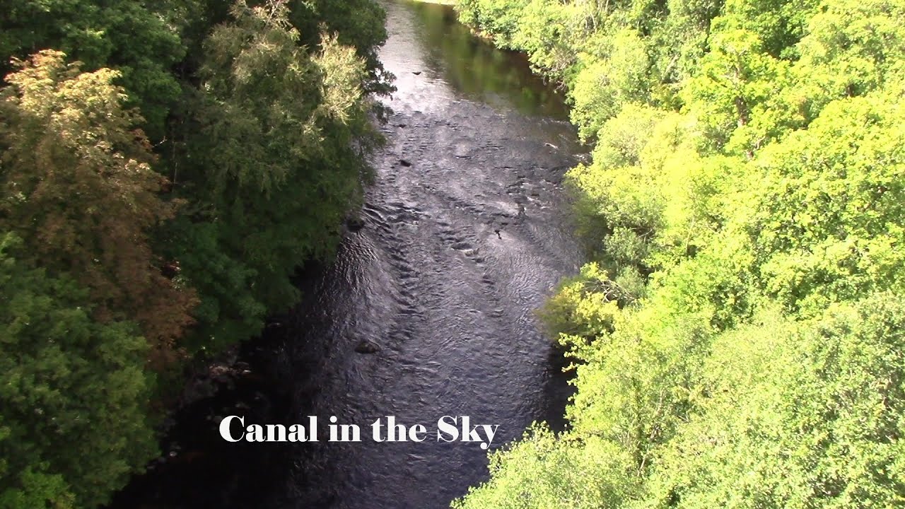 The Canal in the Sky.    Llangollen canal.