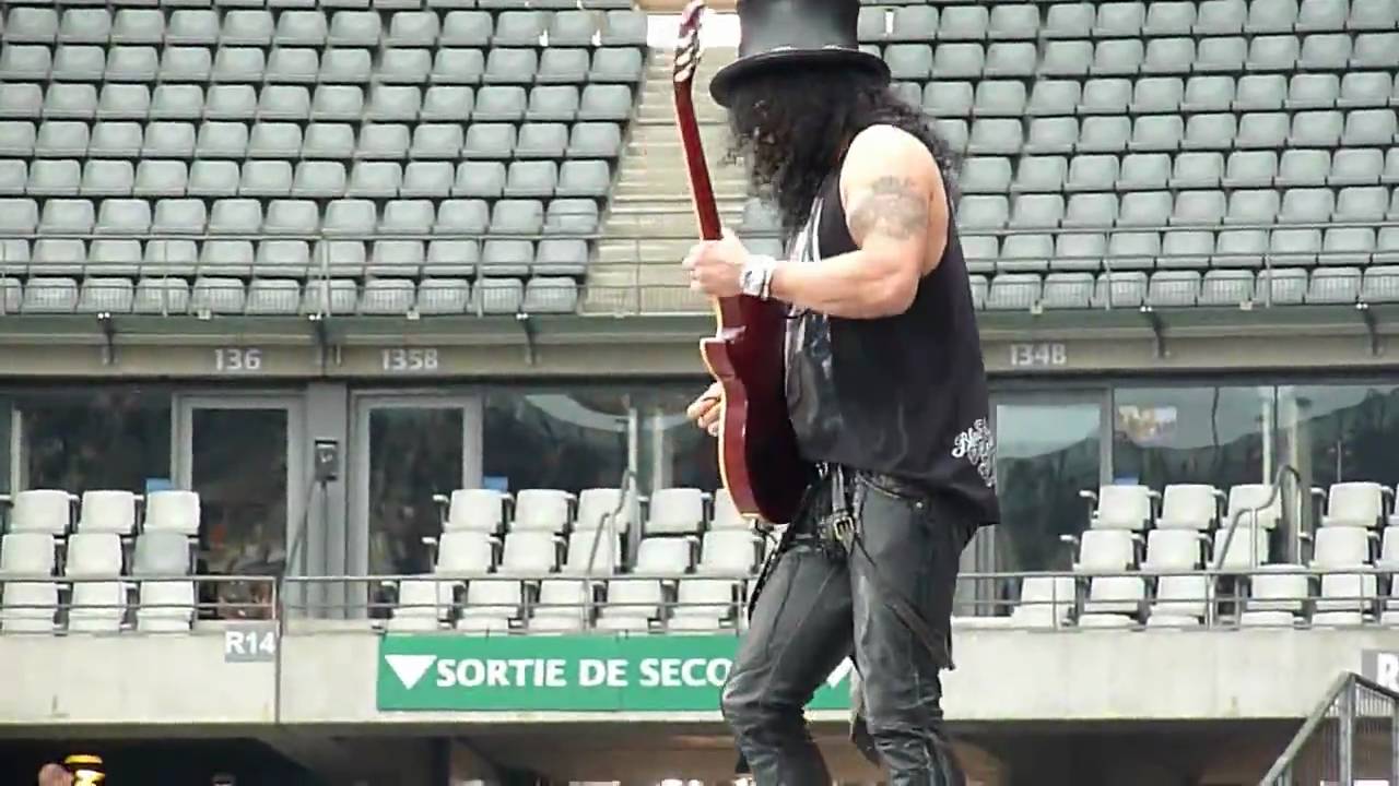 Slash & Myles Kennedy - Back from Cali Live @ Stade de France 2010