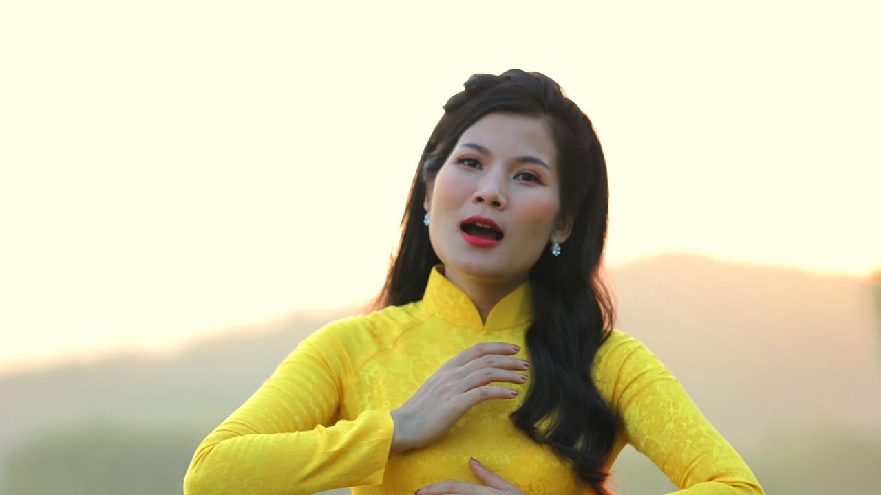 MV LỜI MẸ TÌNH QUÊ  || Hoàng Yến
