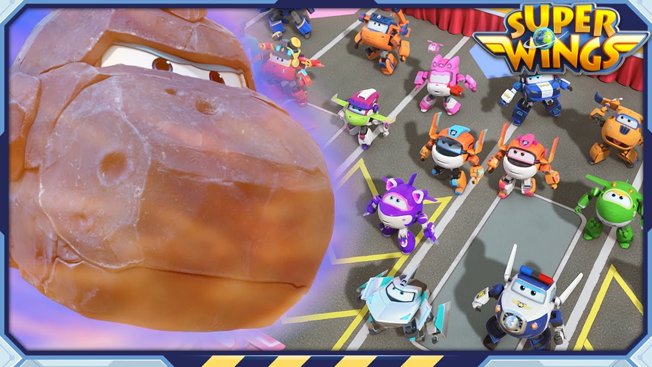Superwings | S9 | Stop the Space Monster part1 | Super Combo | Ep.15