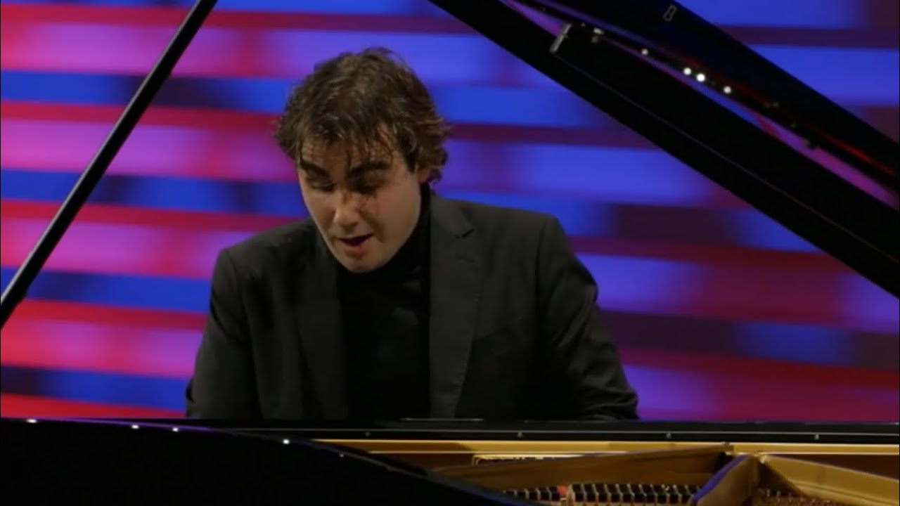 Beethoven - Variations on “La stessa, la stessissima”   WoO 73, (Pietro Fresa piano)