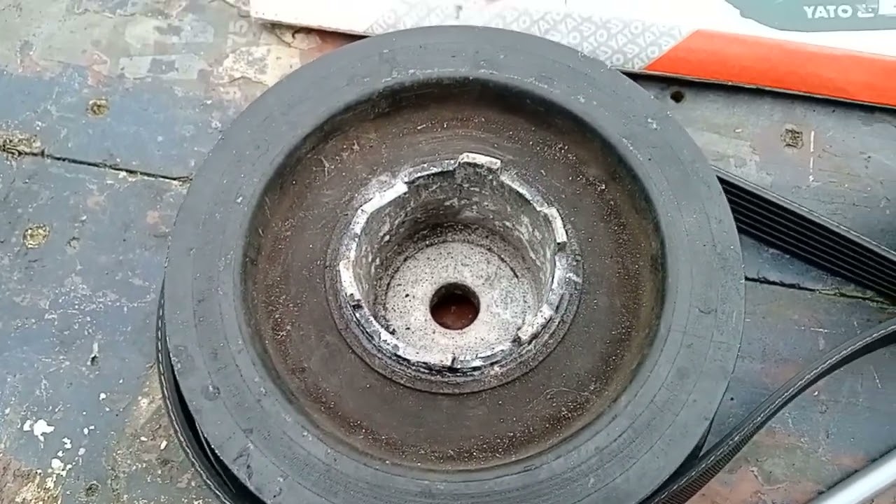 BMW E46 2.0D Automatic Transmission Crankshaft Pulley Replacement/Замена шкива коленвала BMW E46