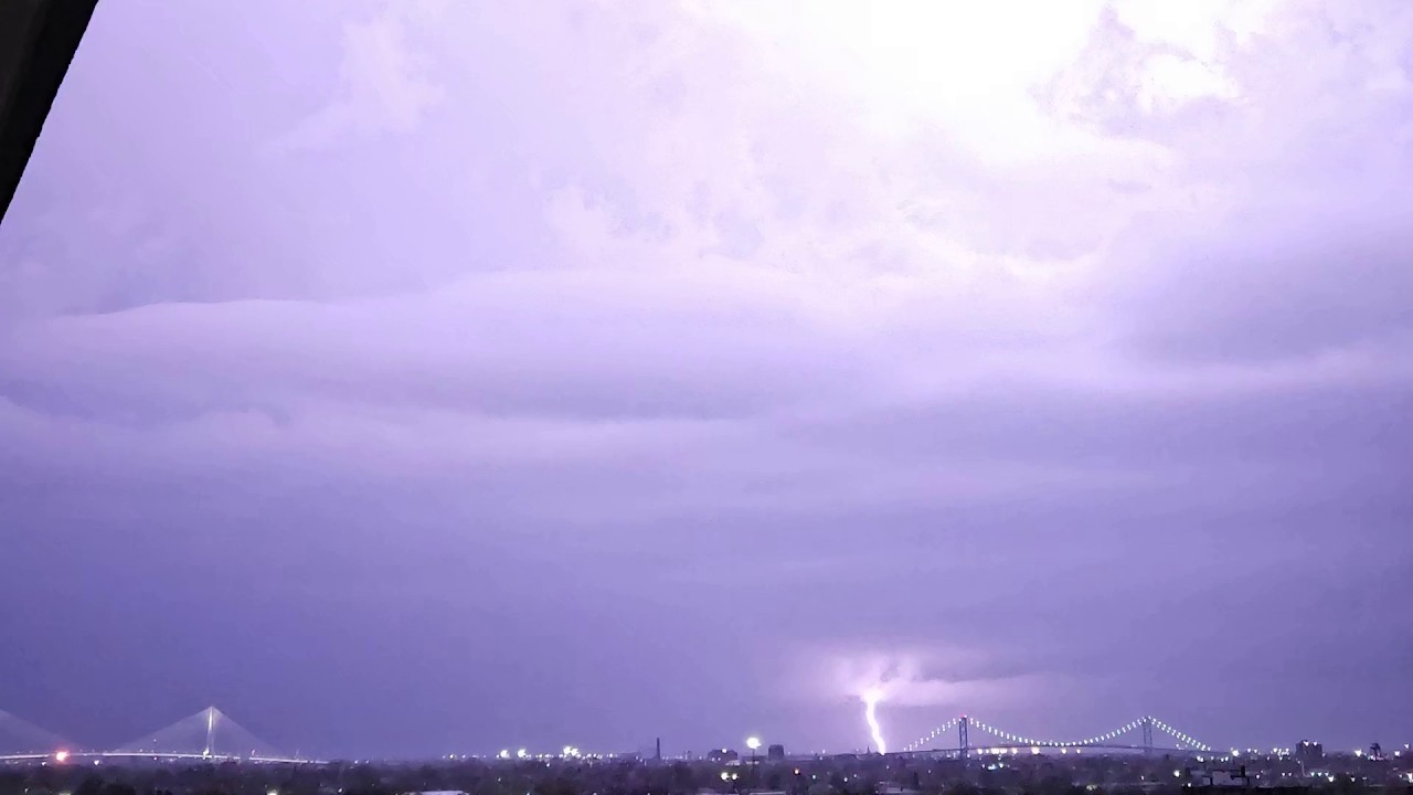 Tornado Warning In Windsor, Ontario 2026-04-15 (Part 1 of 2)