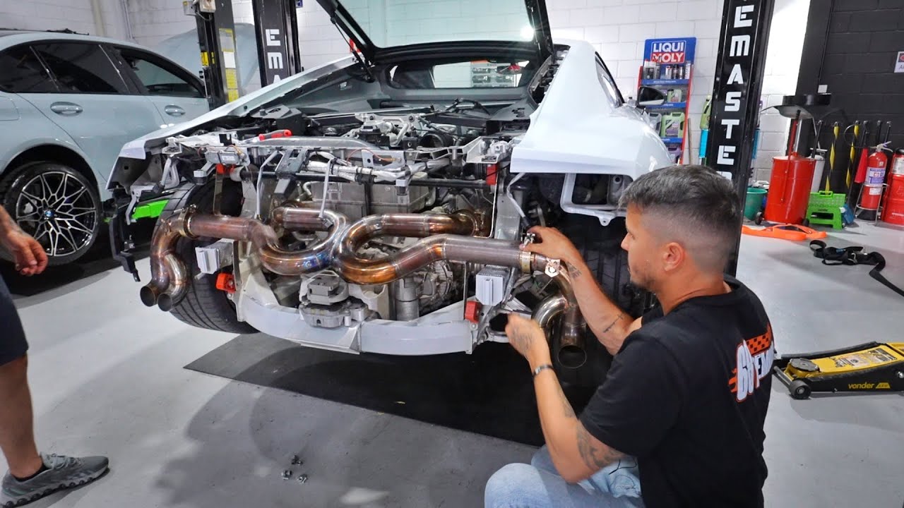 PRIMEIRA VEZ DESMONTANDO UM R8 V10 E  COLOCQUEI ESCAPE DIRETO🔥