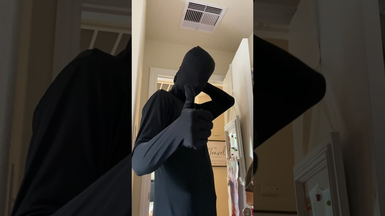 Scaring my aunt part 7😂 #shorts #scared #funny #series