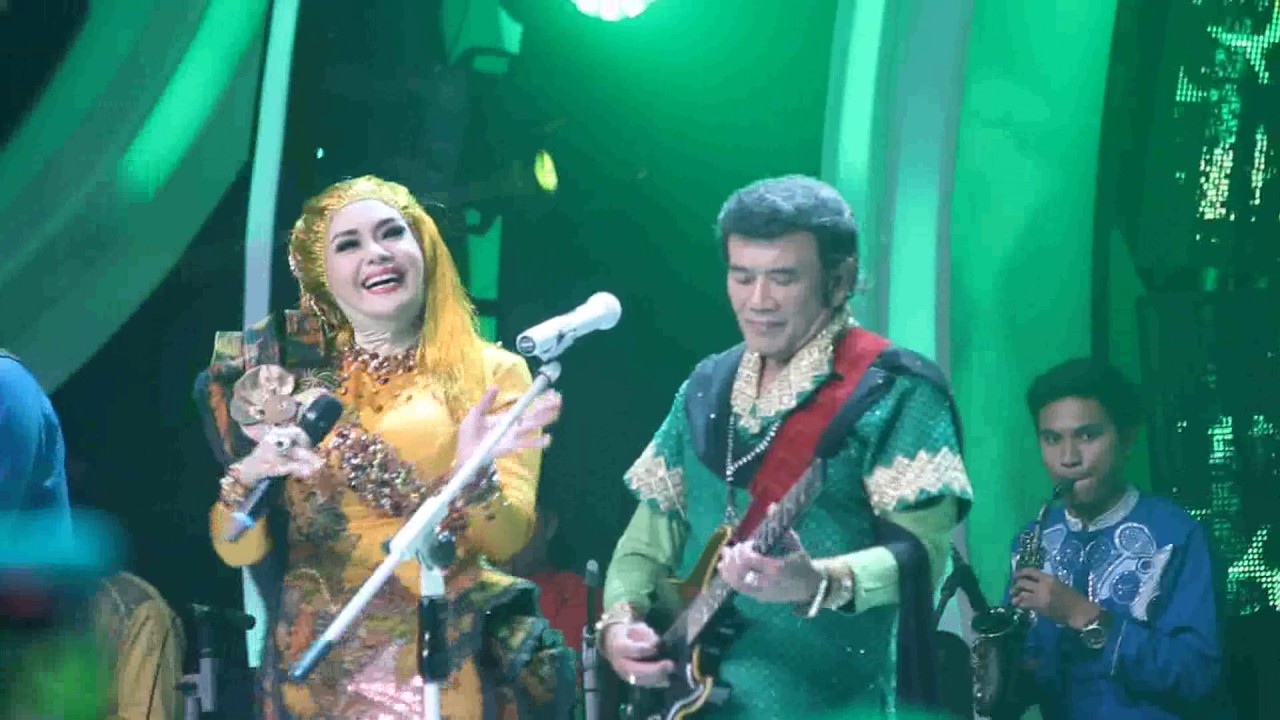 DUET KEREN IYET BUSTAMI RHOMA IRAMA LAGU PANTUN CINTA