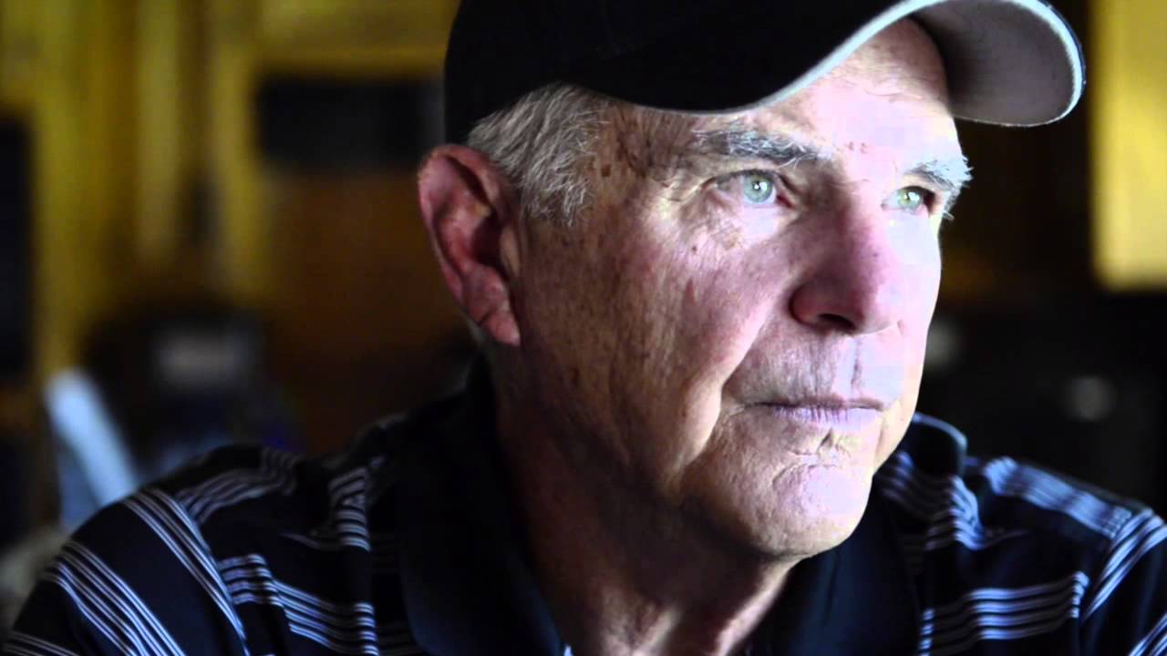 Former Oakland Raiders quarterback Daryle Lamonica talks football