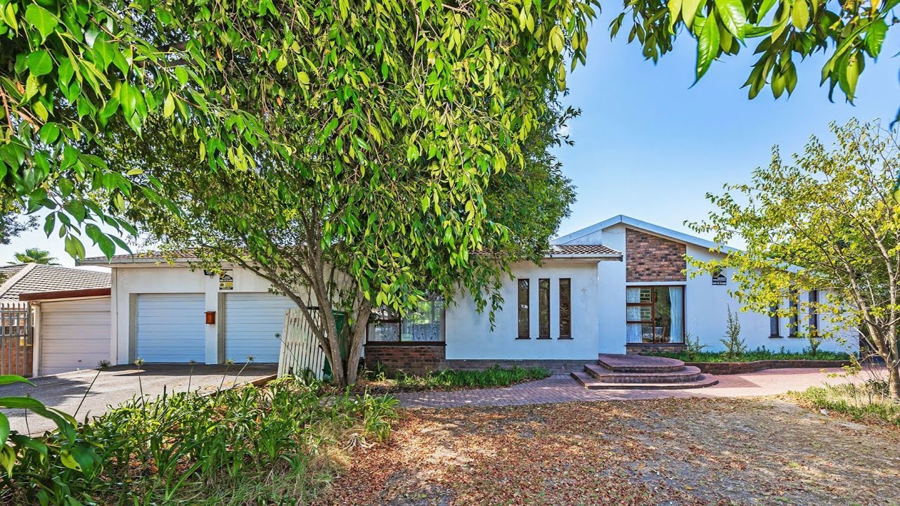 House for sale in Schoongezicht, Durbanville | Pam Golding Properties