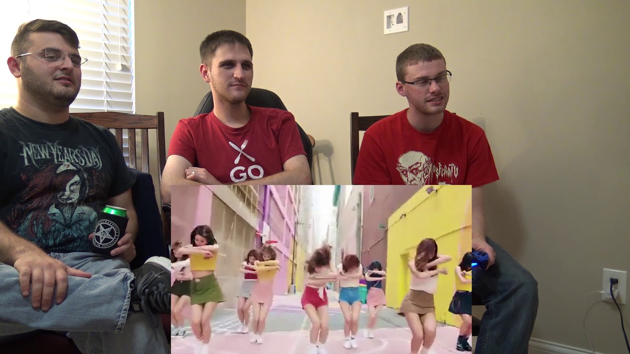 Cauldron of Weird Reacts to Twice Likey