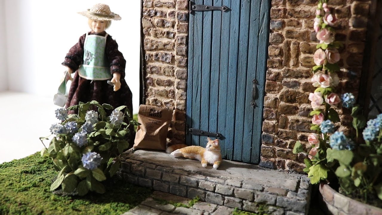 Dollhouse Landscaping Tutorial - How to Make Hydrangeas
