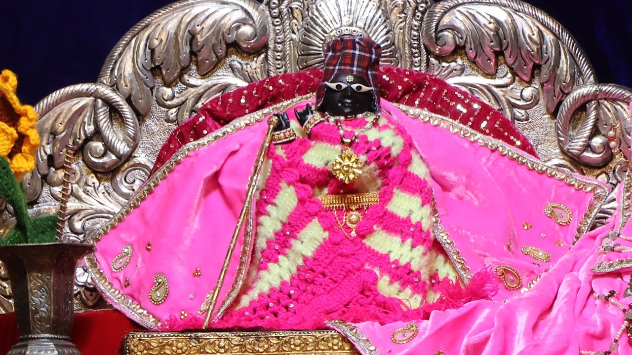 mangla arti darshan from Vrindavan#peaceofvrindavan #manglaarti #mydailyroutine 