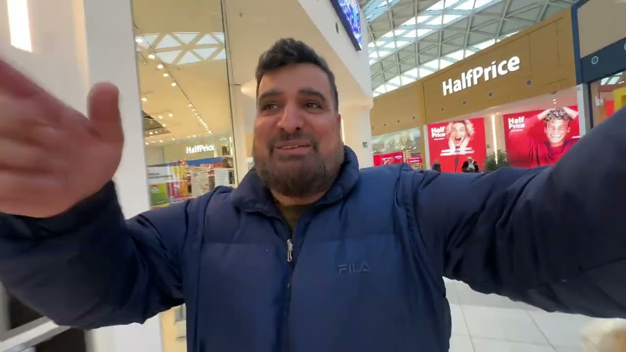 Big brand under one roof ￼ سارے برینڈ ایک چھت کے نیچے 