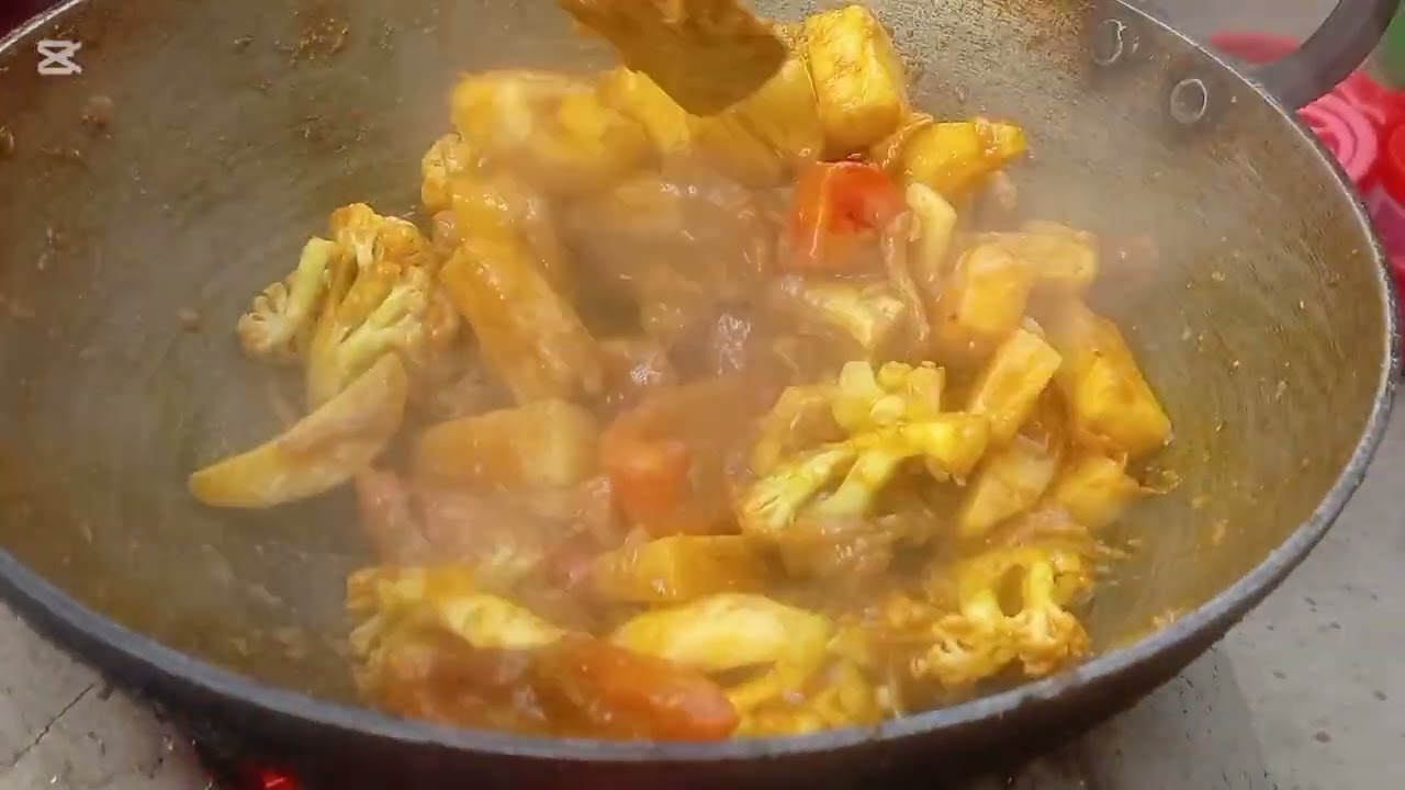আজকে সেয়াবিন বেগুন দিয়ে ভুনা সাথে মাছ ফুলকপি মুলা টমেটো দিয়ে ঝোল রান্না করলাম খেতে অপূর্ব 