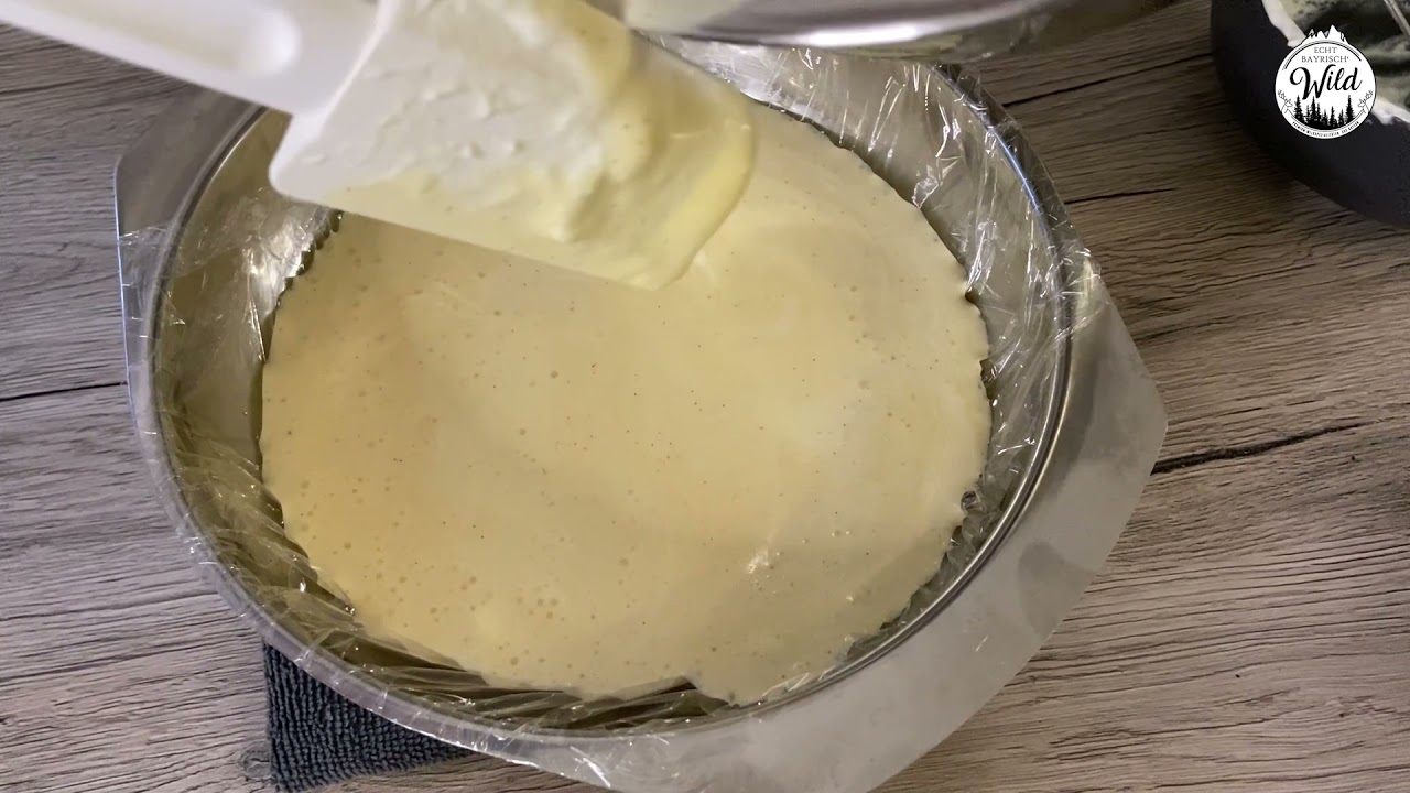 Himmlisches Advent-Dessert | Geeister Kaiserschmarrn mit beschwipsten Zimtpflaumen