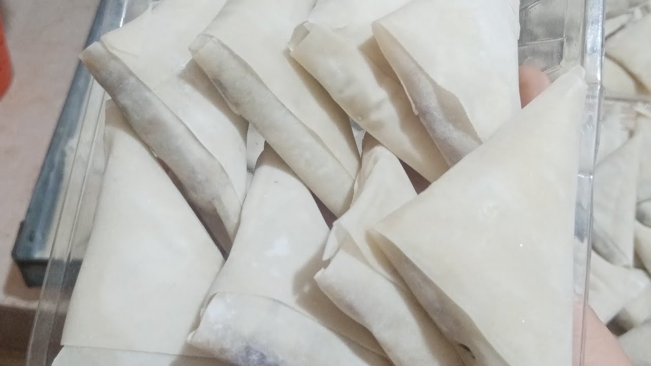 السمبوسة بحشوات مختلفة اعمليها وفرزيها قبل رمضان ومتضيعيش وقتك تاني فيها