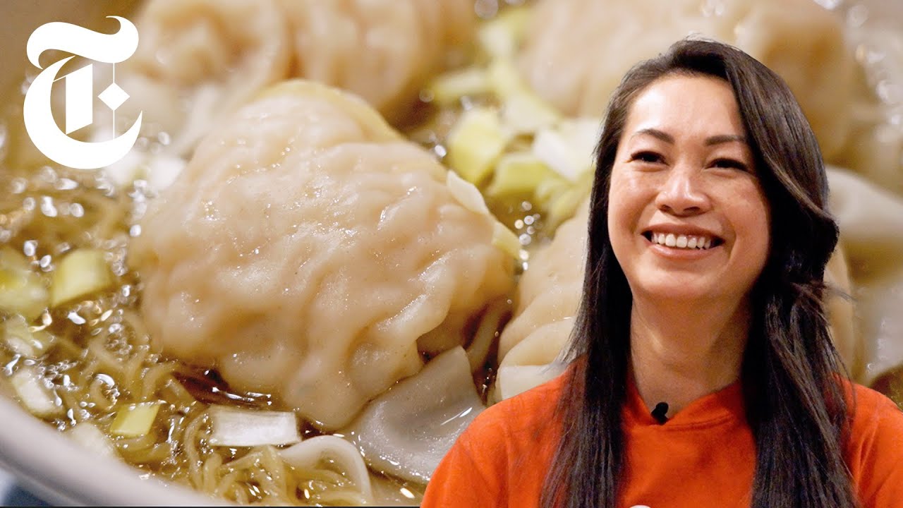 Огромные вонтоны в Maxi’s Noodle | NYT Cooking