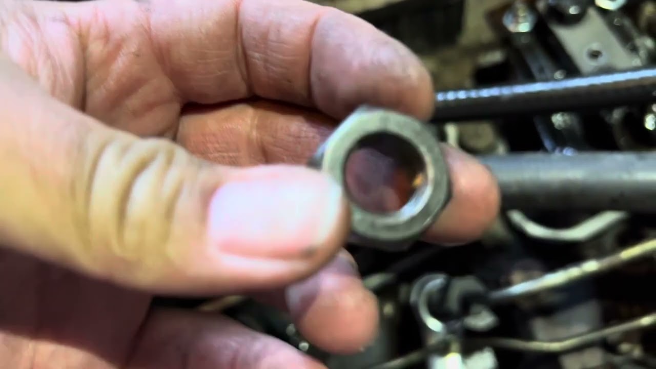 Cummins 12 Valve Fuel Injector Removal Trick (No Special Tools)