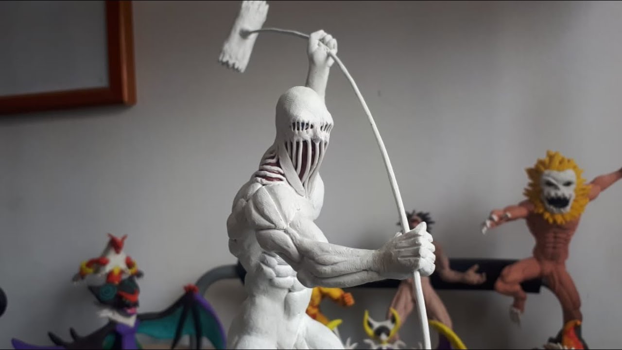 005. Escultura en plastilina - Lara Tybur, Titán Martillo de Guerra - Shingeki no Kyojin, T4