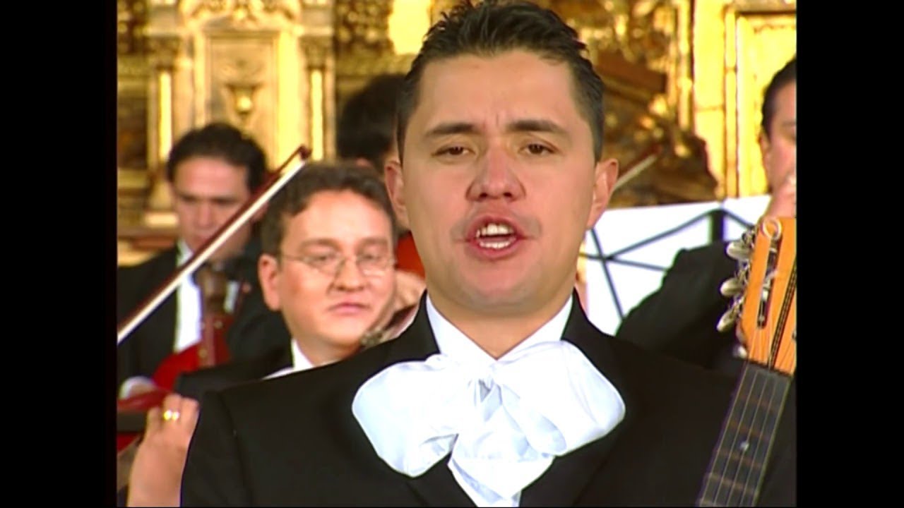 Me Bebí Tú Recuerdo - El Mariachi | Video Oficial - Remasterizado