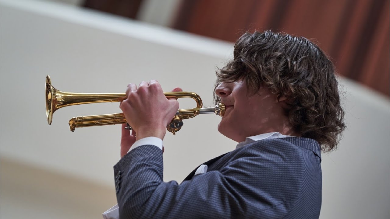J.S.Bach - WTK book 1 prelude 22 b moll. Ilias Nevretdinov (trumpet). Vitaly Egorov (piano)