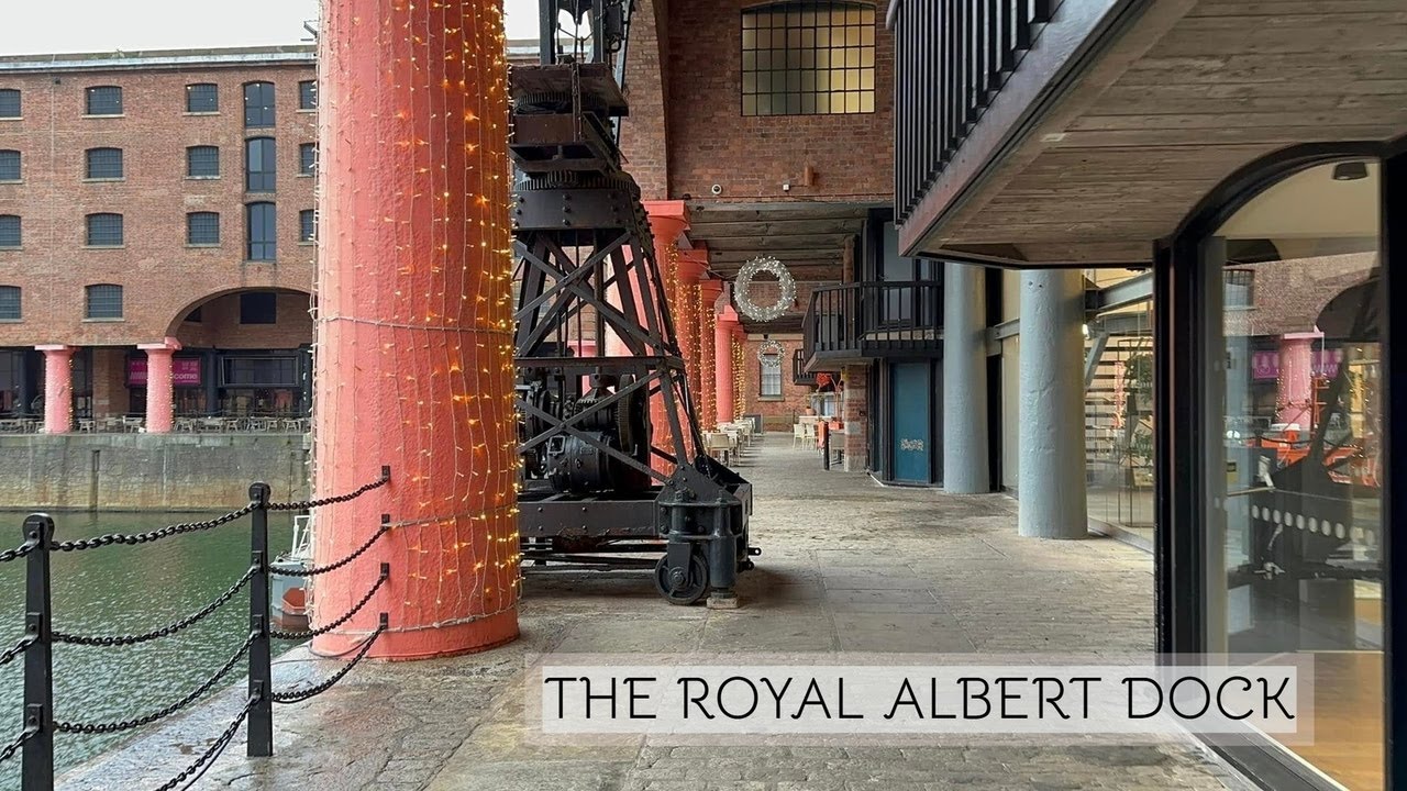 LIVERPOOL WALKS - A Tour around the Royal Albert Dock (4K)