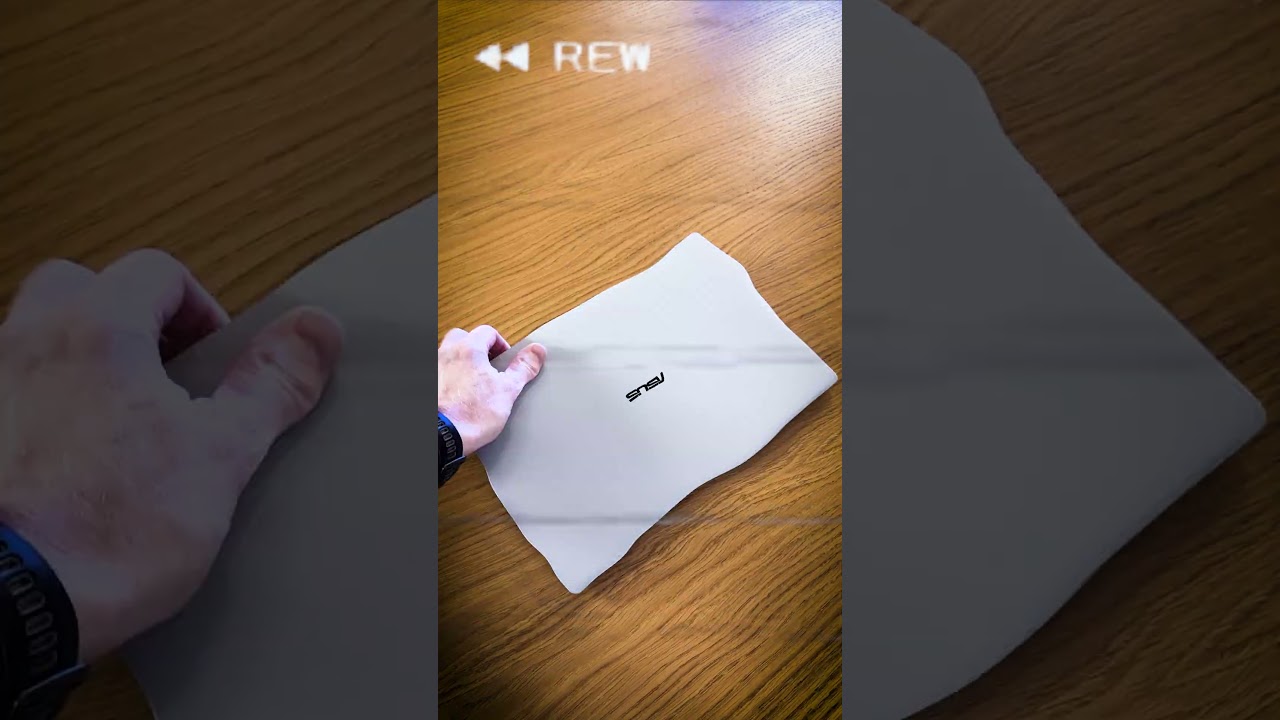 ASUS ExpertBook Ultra - unboxing