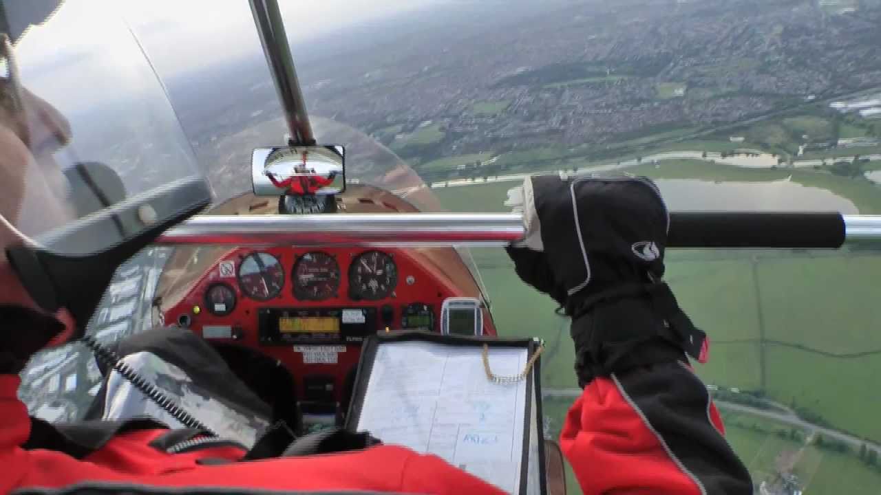 Microlight flight over Milton Keynes in a Pegasus Quantum from Sywell Aerodrome