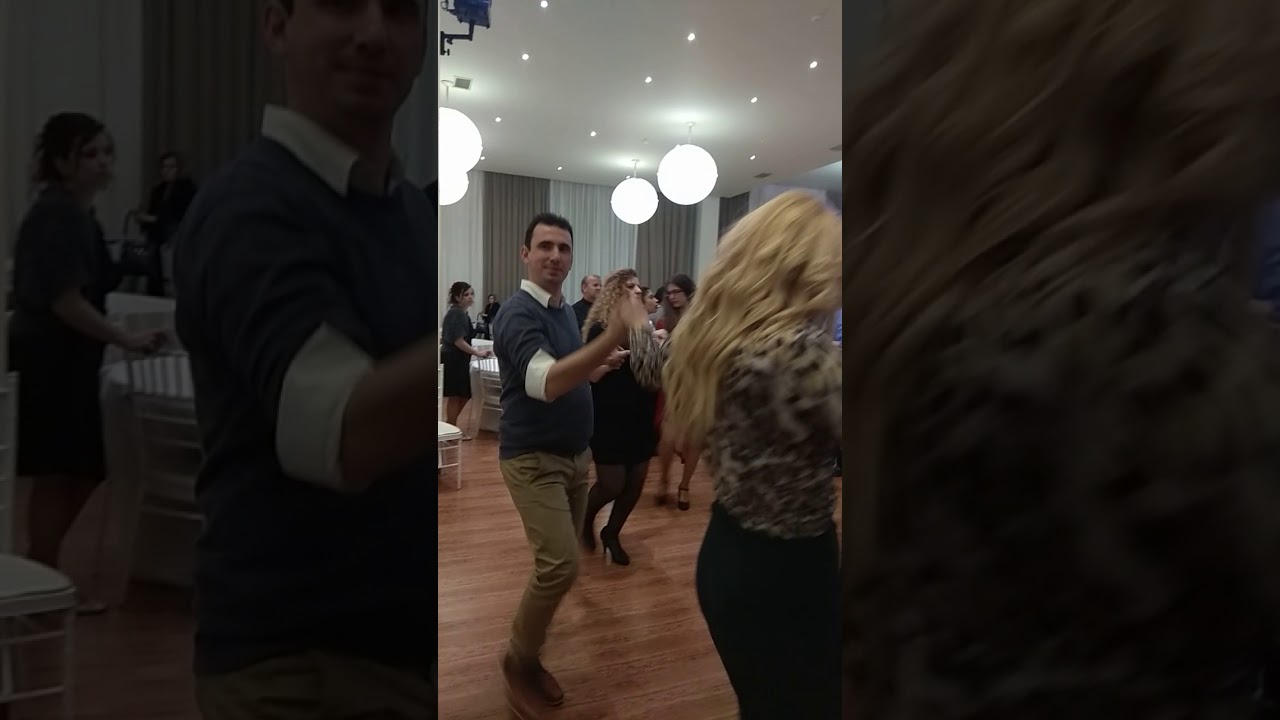 Ρούσα παπαδιά,  Τζουκόπουλος Νίκος, Καλαμπάτσιος , Χατσής.