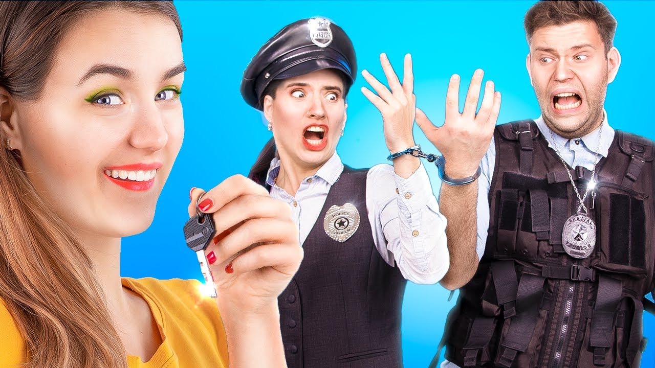 Amikor A Sz&uuml;leid Zsaruk! 15 Vicces Helyzet