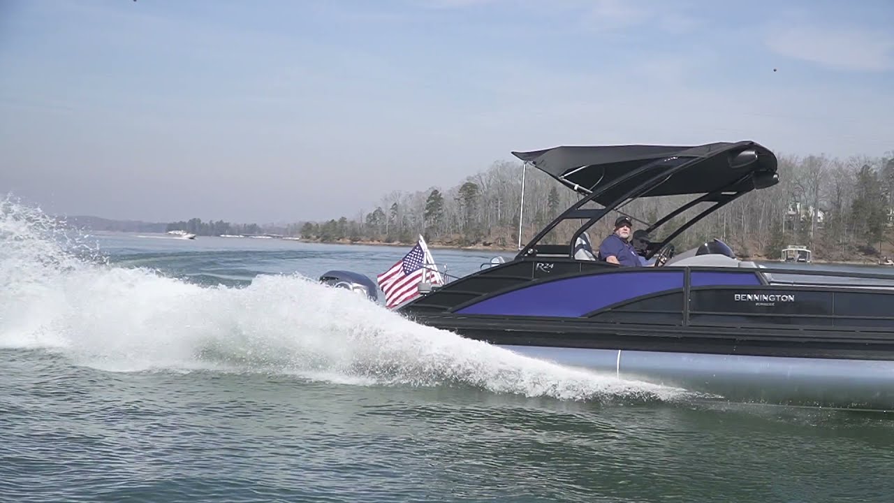 Bennington 24 Bowrider Walkthrough with Jay Stewart