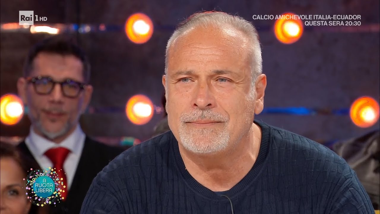 Enzo Decaro a teatro con  