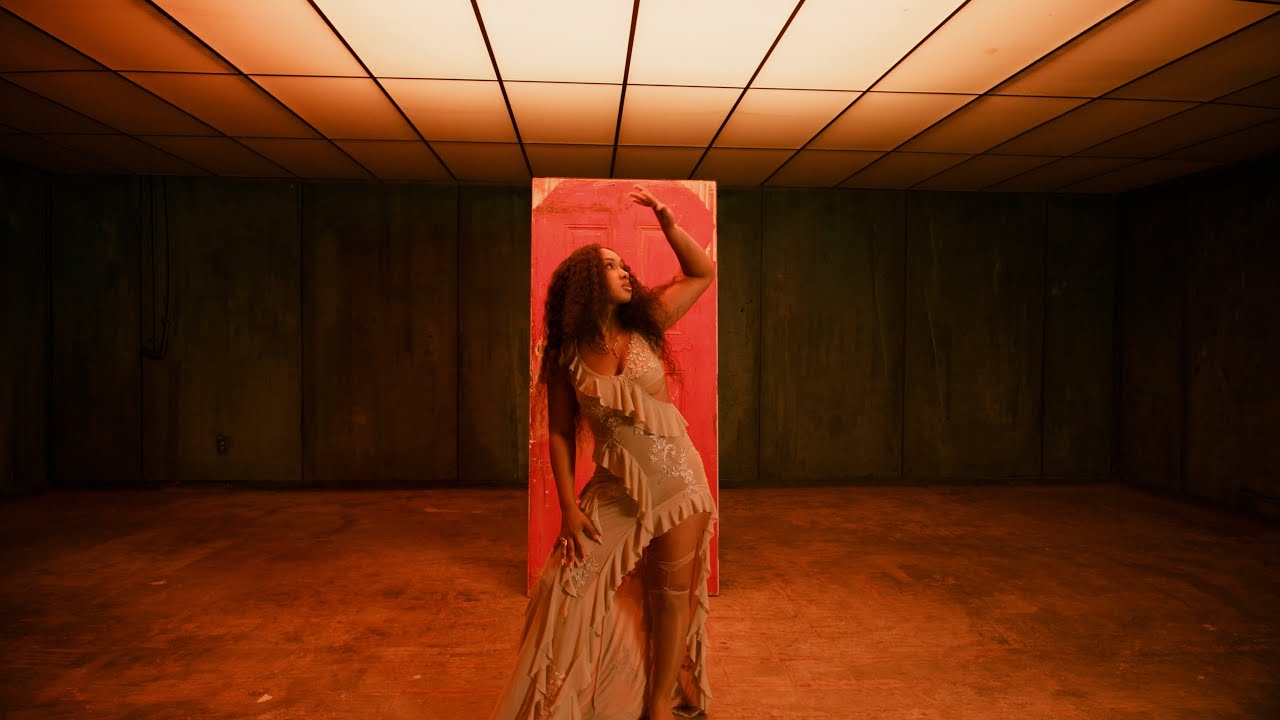 Nani Goins - Meeting In My Doorway (Official Music Video)