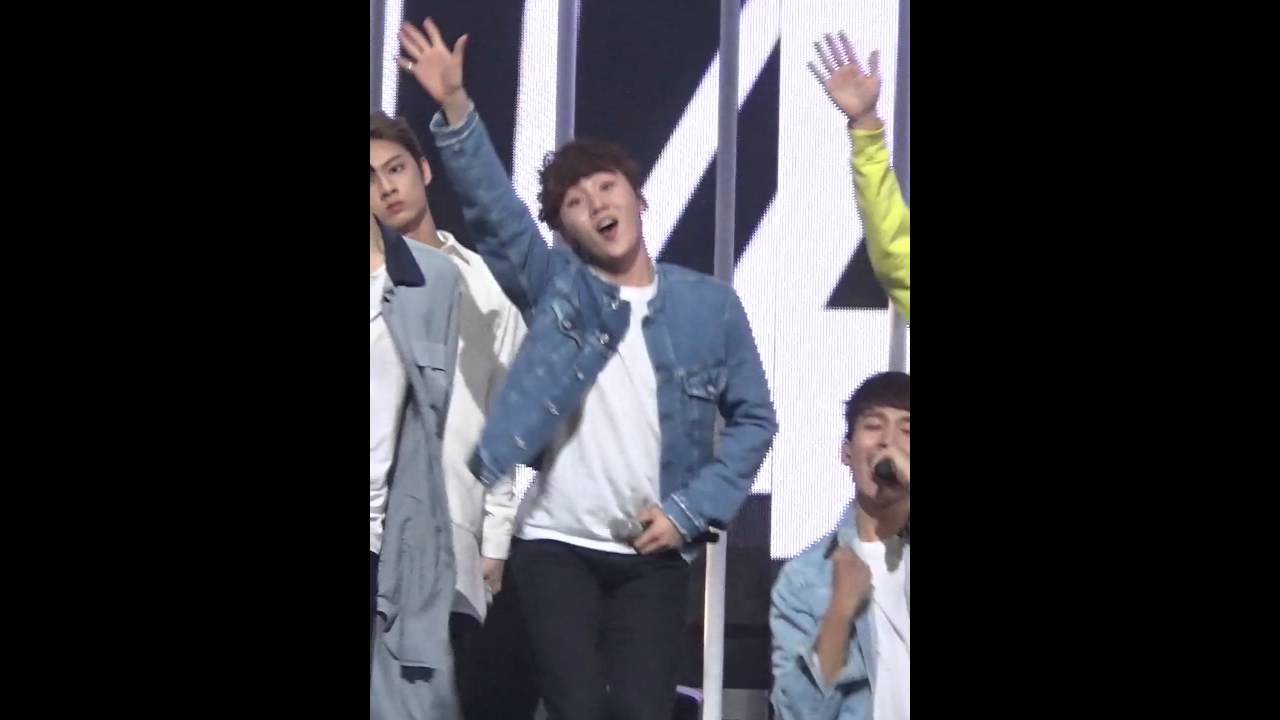 [MPD직캠] 세븐틴 승관 직캠 예쁘다 Pretty U Seventeen Seung Kwan Fancam @엠카운트다운_160428
