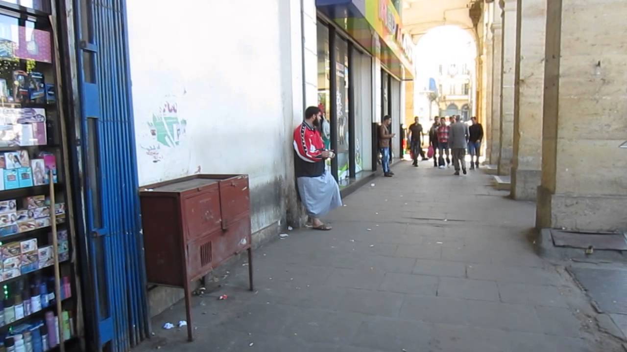 Algeria | Algiers | Square Port Sa&iuml;d (ex- Square Bresson) | Algerie | Video #2