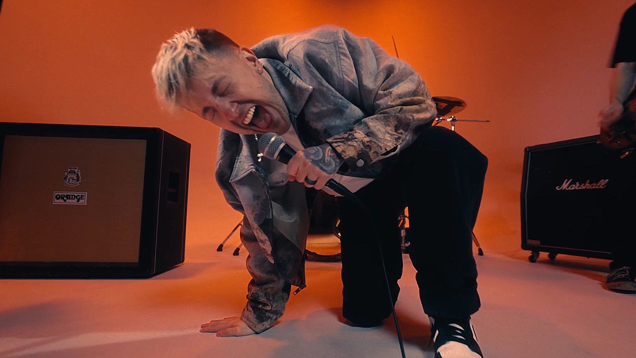 SCATTERBRAIN - FAST LANE (Official Music Video)