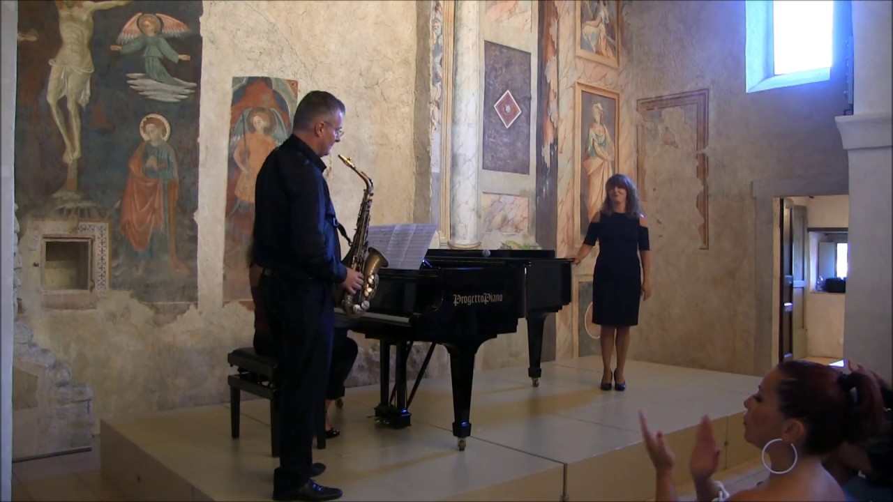 Michela MUSCO - E più ti penso/Se (Ennio Morricone) - Castello di Postignano