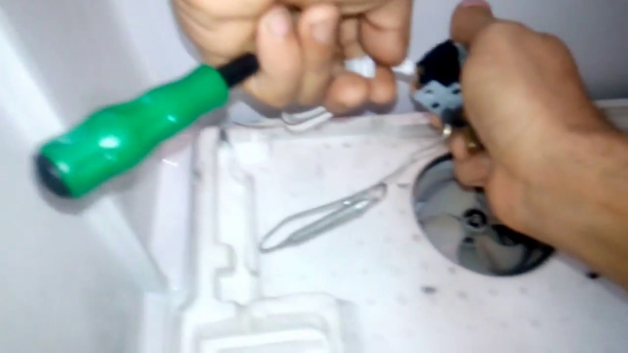 التلاجه مش بتفصل وشغاله علطول اعطال الثرموستات