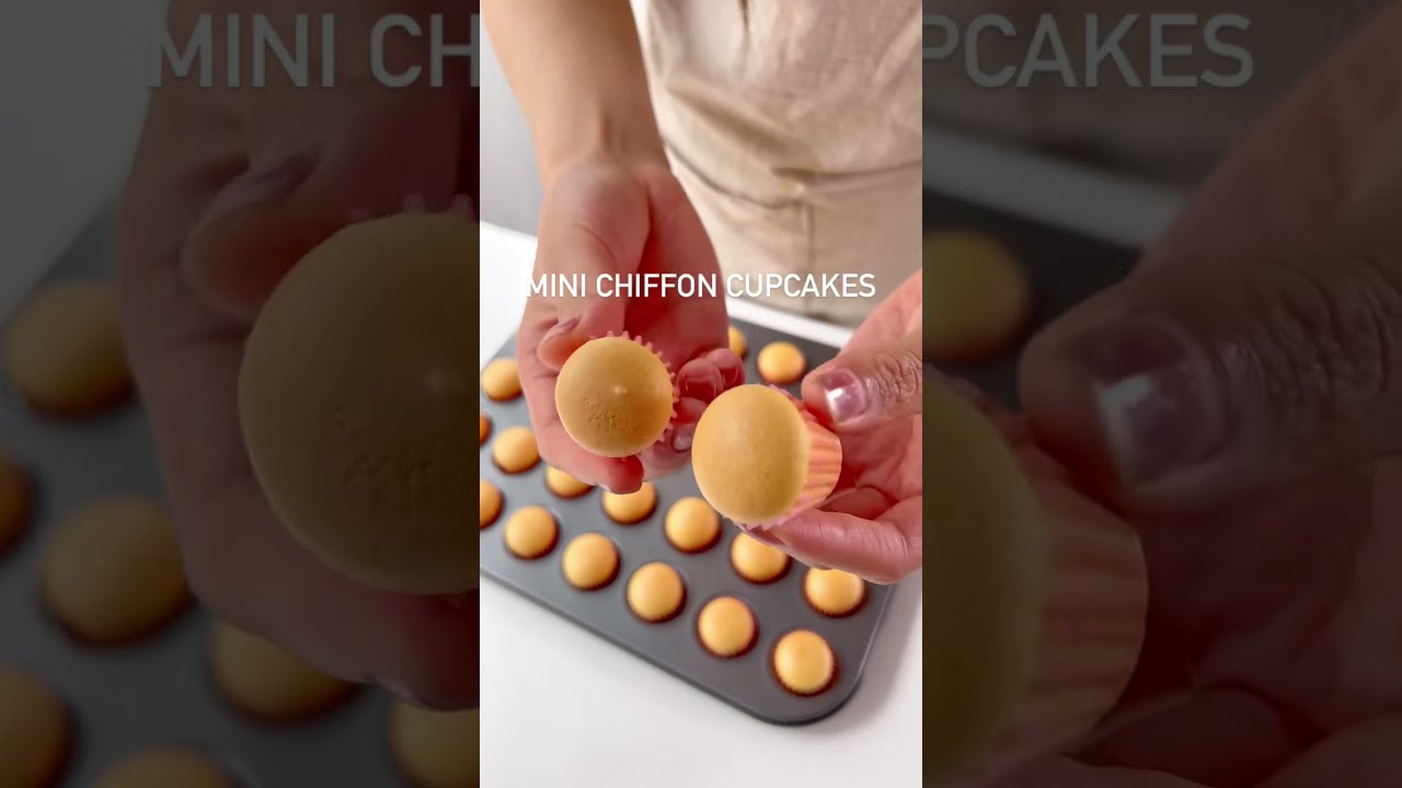 Mini chiffon cupcakes - Recipe in the description #chiffoncake #chiffoncupcake #cupcake #minicupcake