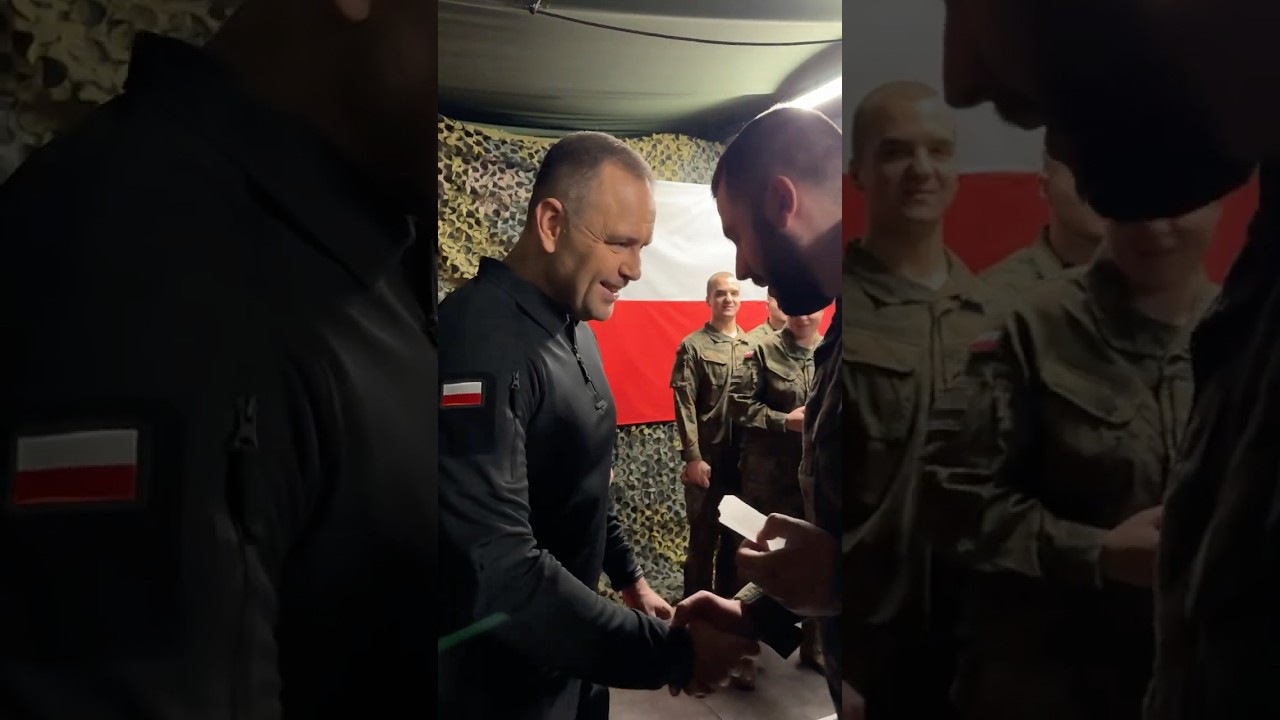 Prezydent K. Nawrocki spotkał się z żołnierzami i funkcjonariuszami.