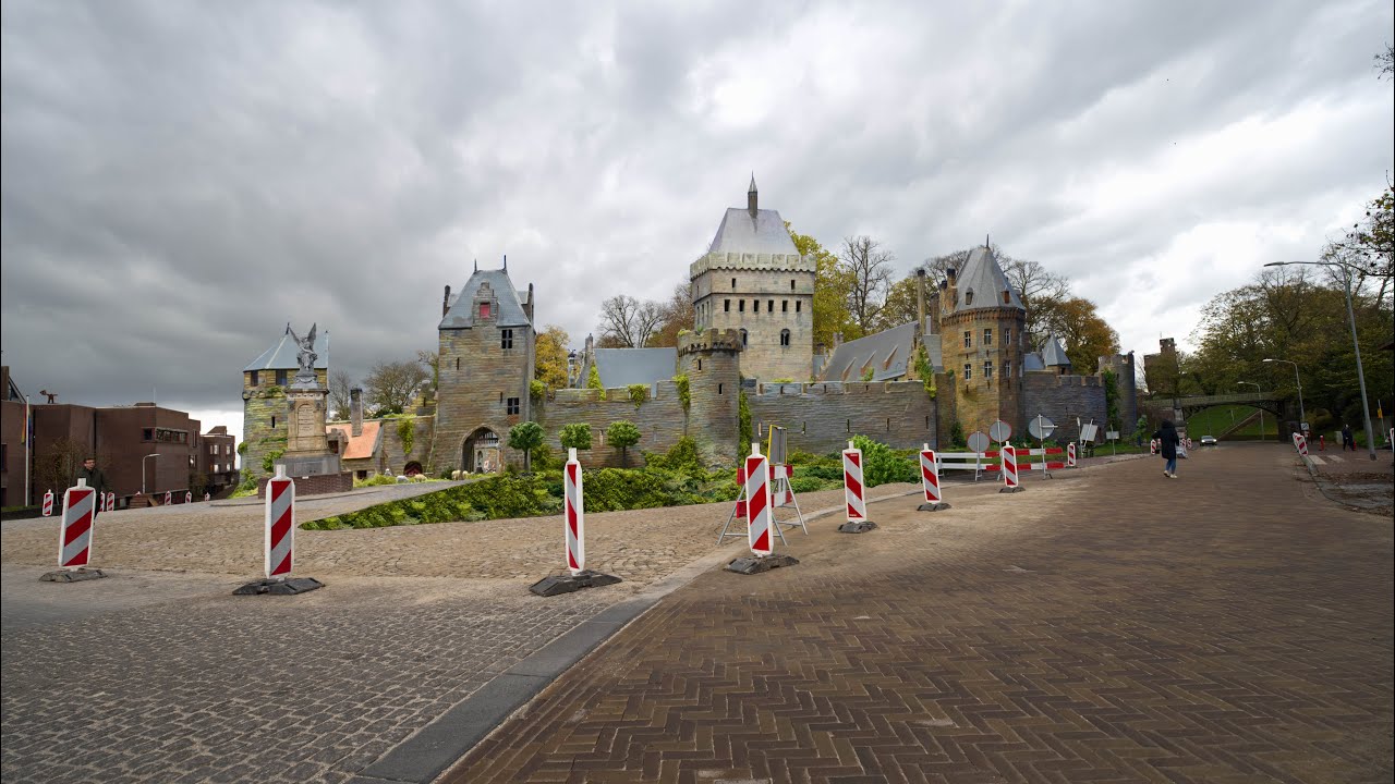 De maquette van de Valkhofburcht in de Nicolaaskapel is te bewonderen.