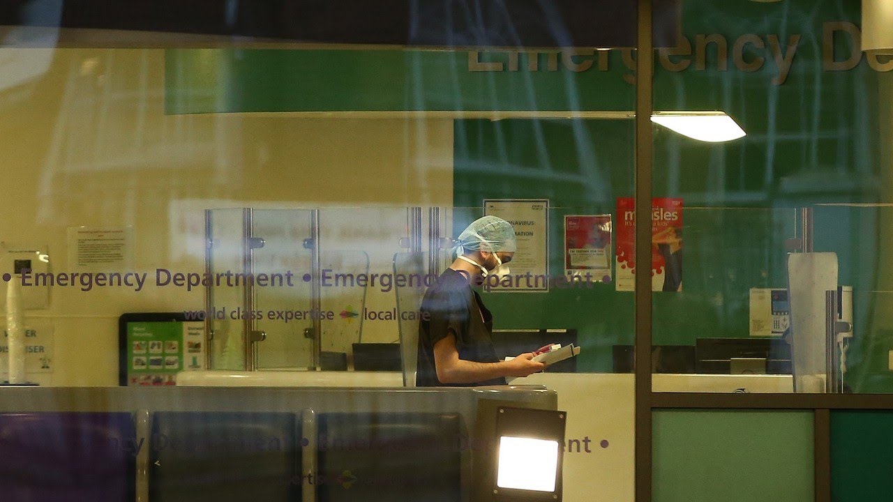 UK hospitals face oxygen shortage