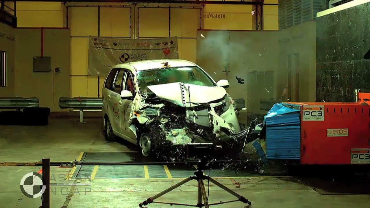 ASEAN NCAP - Daihatsu Xenia