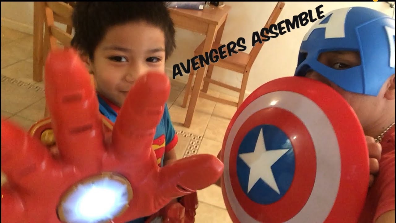 Iron man glove toy review with Isaac