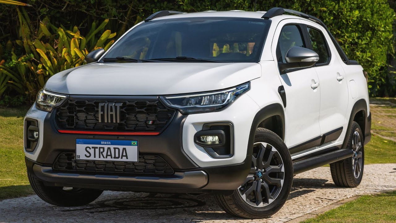 2024 Fiat Strada Ultra Turbo 200 Flex 🇧🇷 | Exterior, interior, and driving scenes