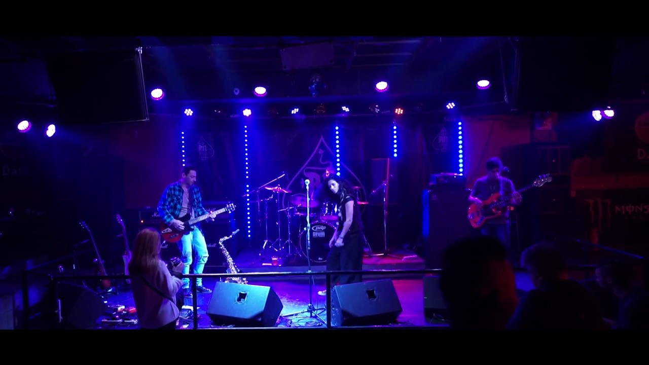 No Fake Bone - Toxic Sister Live @ AnClub