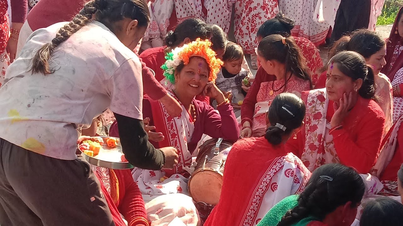 हमारे गांव में महिलाओं की होली एक बार जरूर देखना कमेंट बॉक्स में जरूर बताना#viralshort 🙏🌹