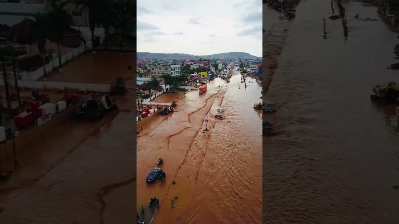 Flooding on the Accra-Kasoa Highway at the old Weija barrier. #greateraccra #ghananewsagency