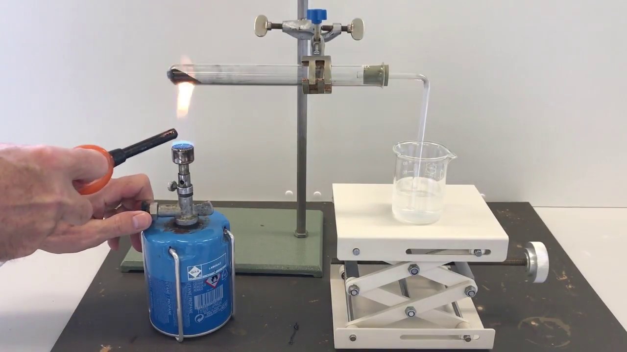 Reduktion von Kupferoxid mit Kohlenstoff