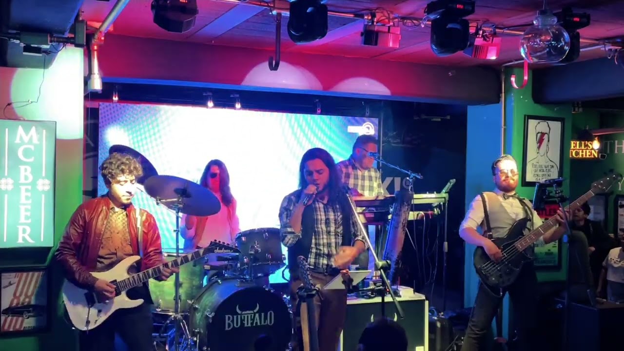 Vida en el espejo cover